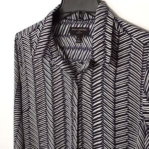 Banana Republic Classic Fit Buttoned Up Shirt